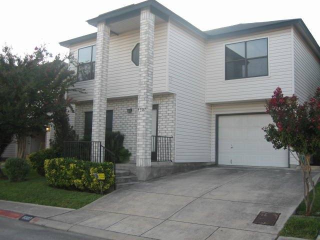 House for rent at 9307 Mountain Field Dr, San Antonio, TX 78240