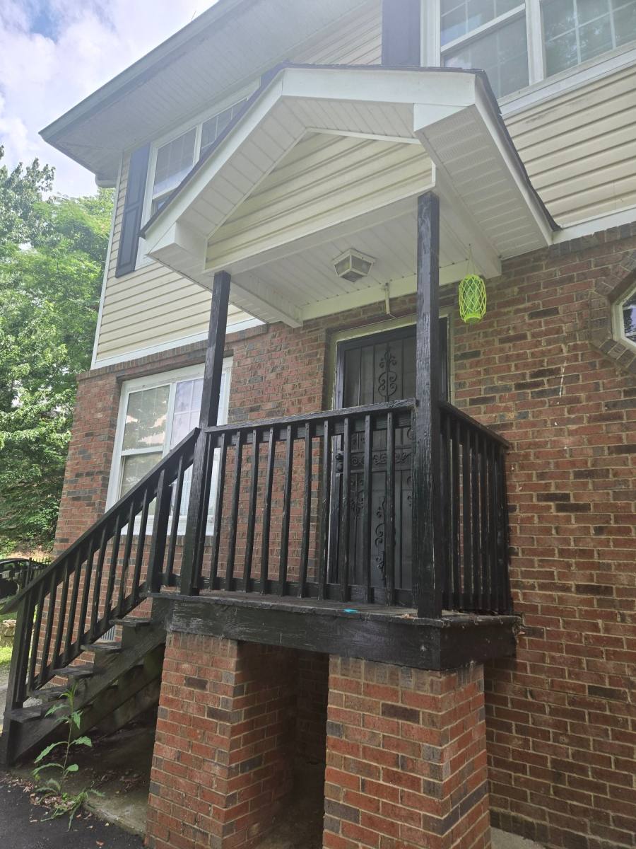 Townhouse for rent at 492 Pierce Ave NW #A, Atlanta, GA 30318