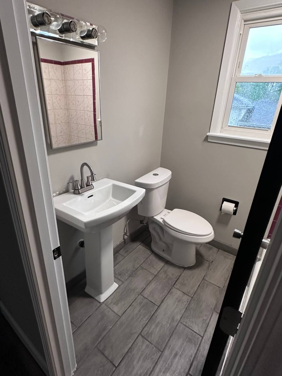 Apartment for rent at 15237 4th Ave #2, Harvey, IL 60426