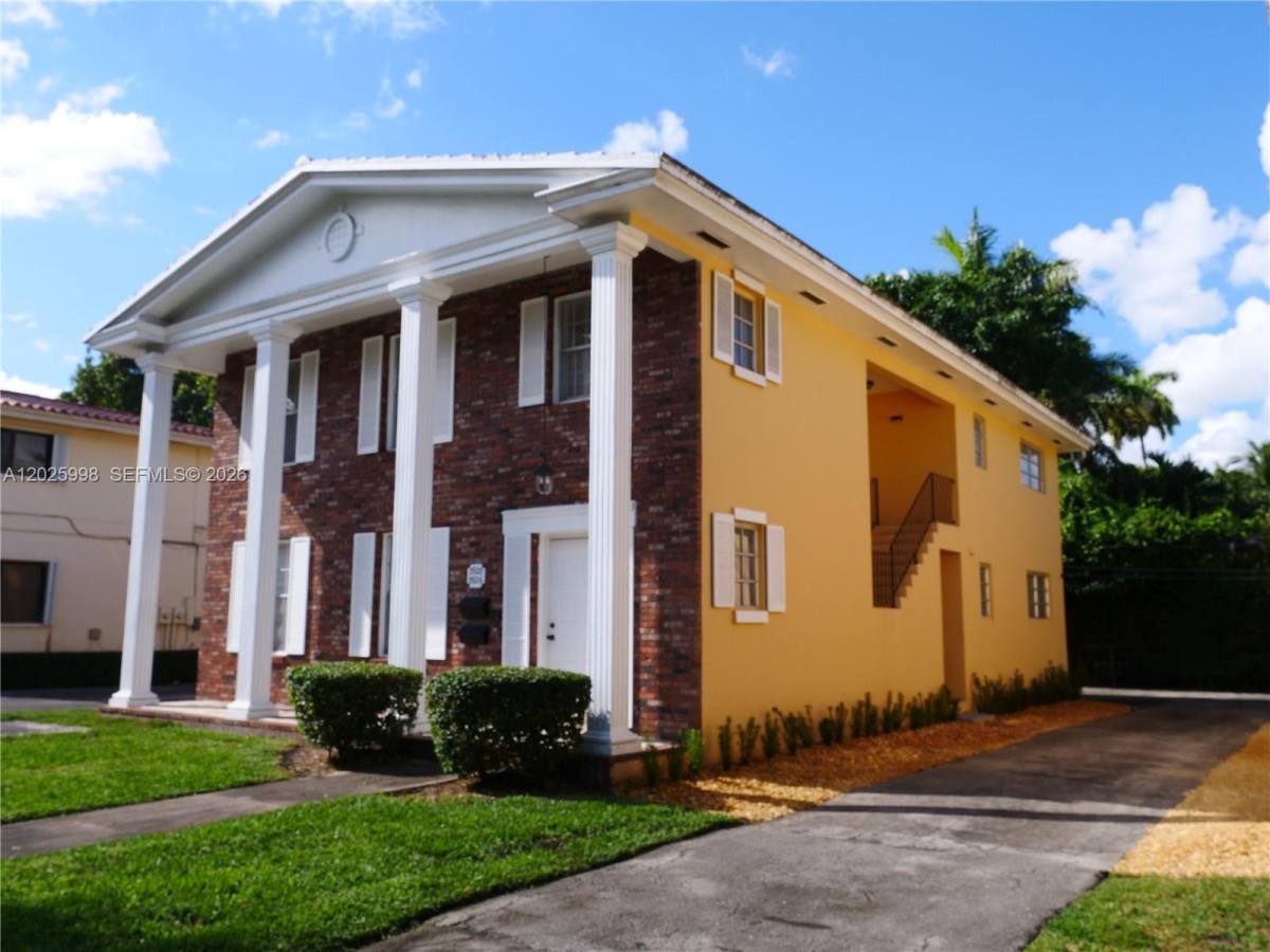 House for rent at 3926 Segovia St, Miami, FL 33134