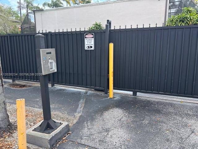 Townhouse for rent at 3190 Bird Ave, Miami, FL 33133