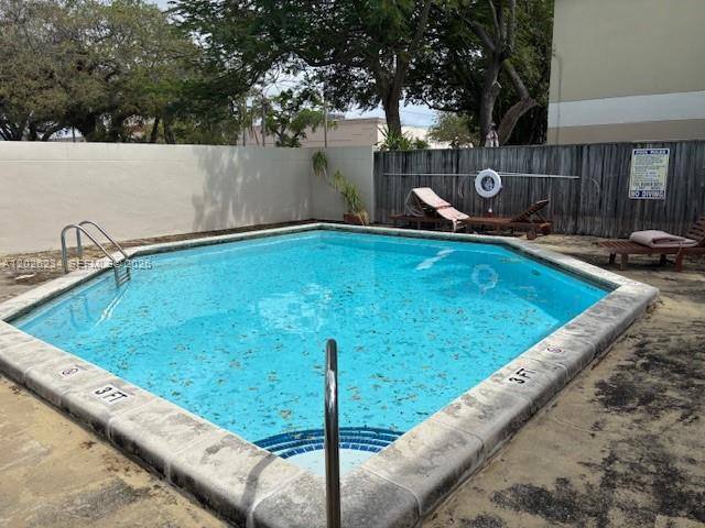 Townhouse for rent at 3190 Bird Ave, Miami, FL 33133