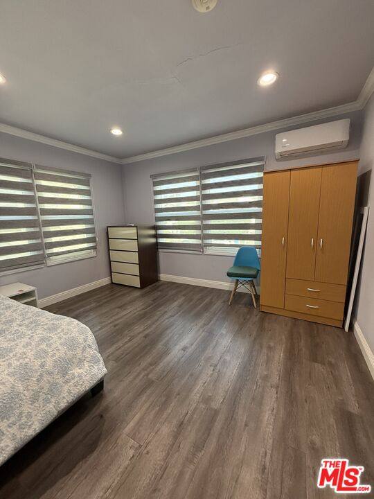 House for rent at 731 Crenshaw Blvd, Los Angeles, CA 90005