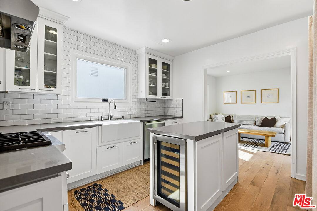 House for rent at 627 N Fuller Ave, Los Angeles, CA 90036