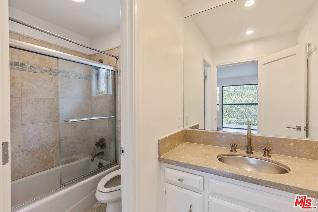 House for rent at 2013 Cyprean Dr, Los Angeles, CA 90046