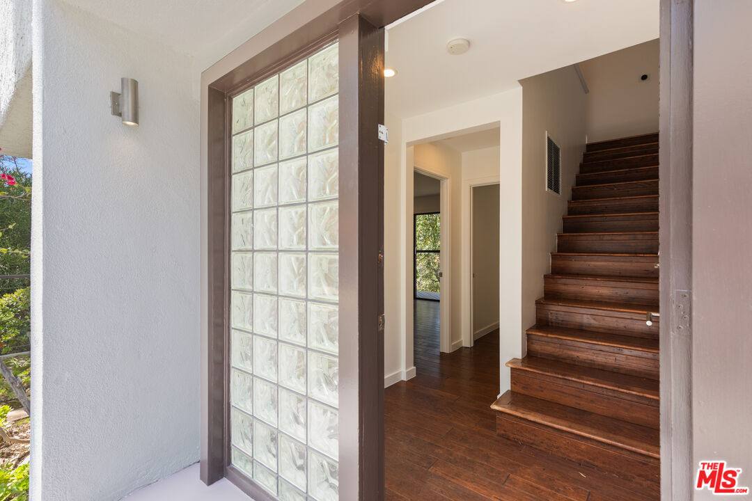 House for rent at 2013 Cyprean Dr, Los Angeles, CA 90046