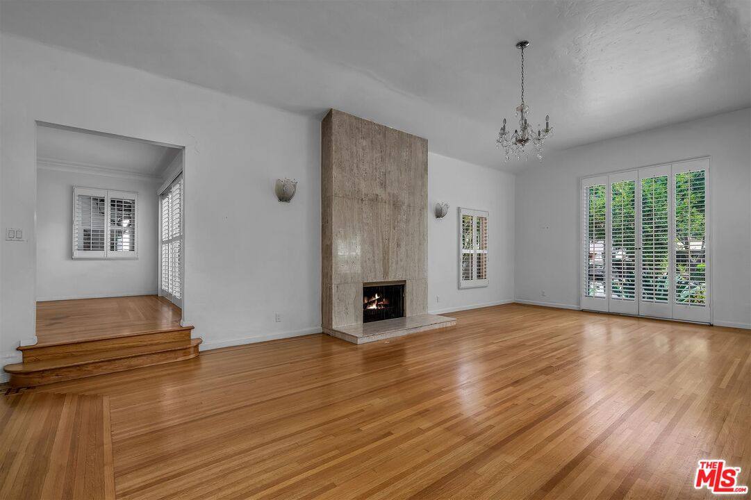 House for rent at 325 S El Camino Dr, Beverly Hills, CA 90212