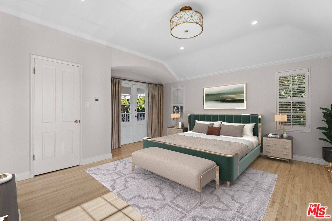 Townhouse for rent at 9683 W Olympic Blvd, Beverly Hills, CA 90212