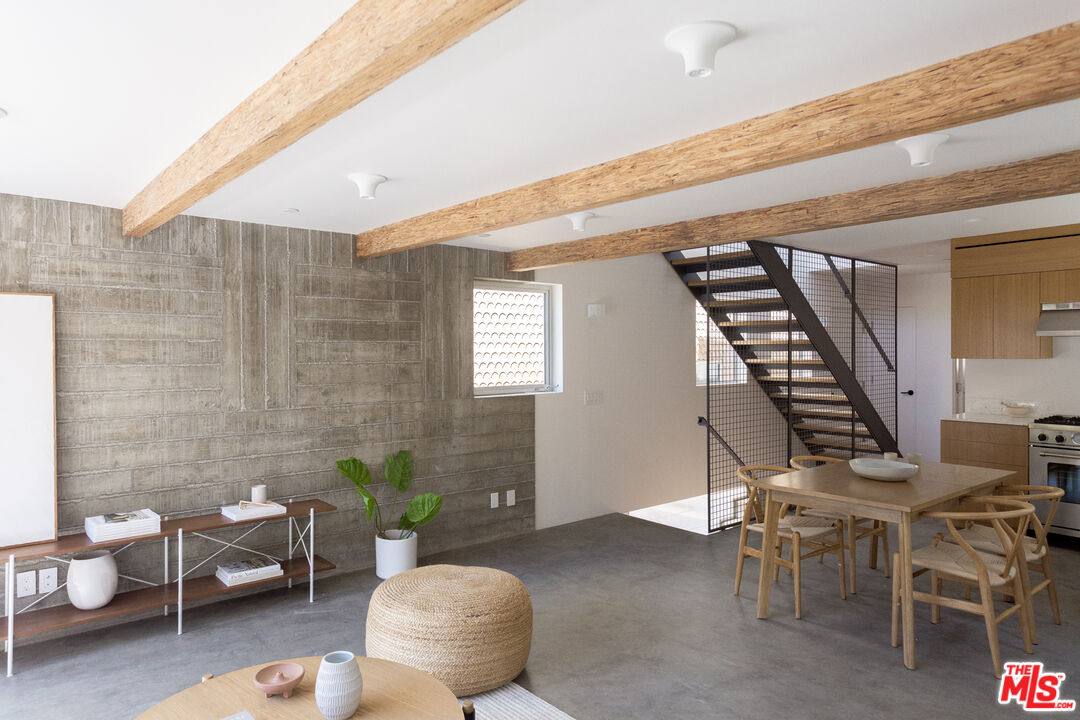 House for rent at 8870 Wonderland Ave, Los Angeles, CA 90046