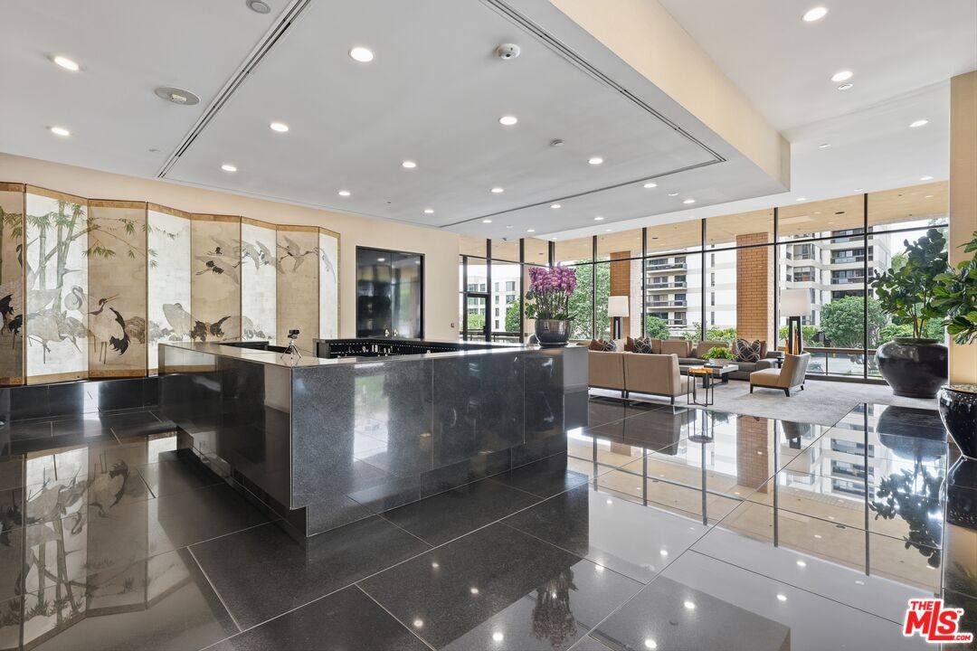 Apartment for rent at 10430 Wilshire Blvd #1701, Los Angeles, CA 90024