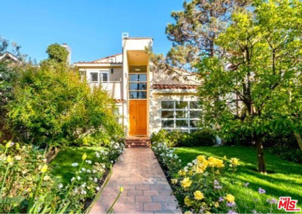House for rent at 12318 Dorothy St, Los Angeles, CA 90049