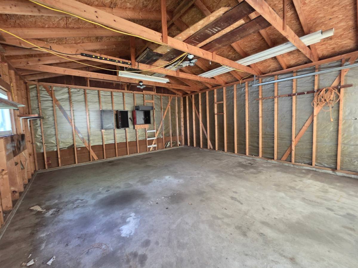 House for rent at 612 1st Ave W, Milan, IL 61264