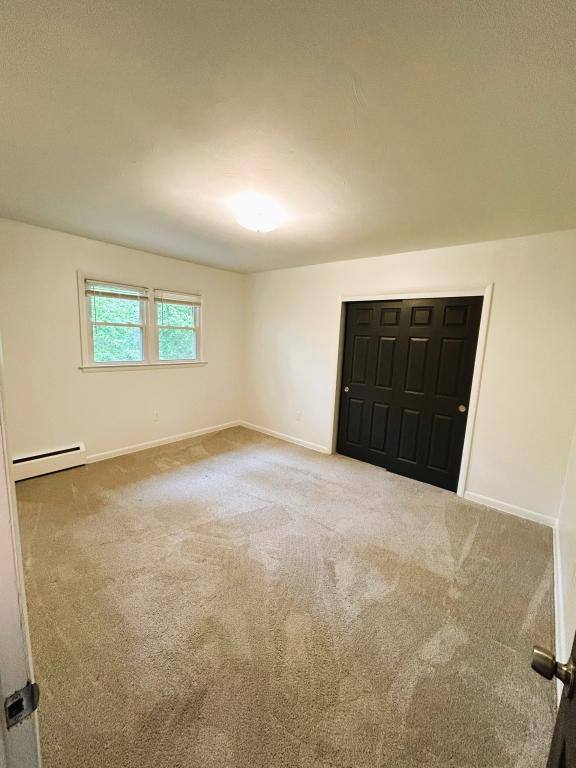 Apartment for rent at 232 Glen Haven Rd, New Haven, CT 06513