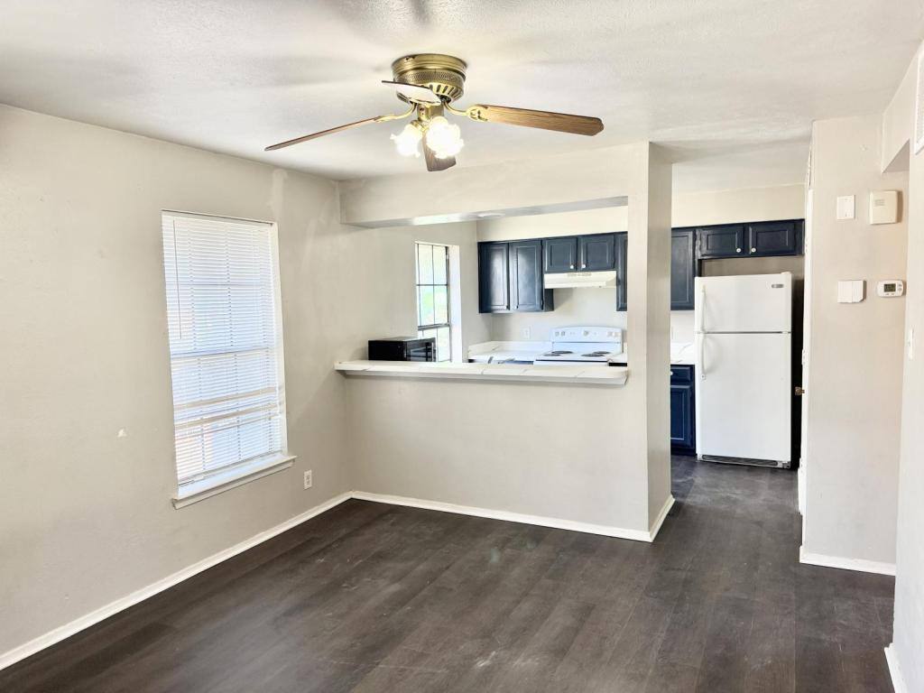 House for rent at 2221 Stella St #4, Denton, TX 76201