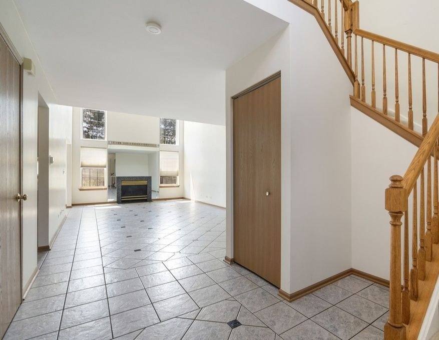 Townhouse for rent at 615 Arrowwood Court, Lake Villa, IL 60046