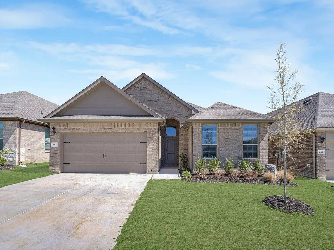 House for rent at 2888 Creekbend Dr, Decatur, TX 76234