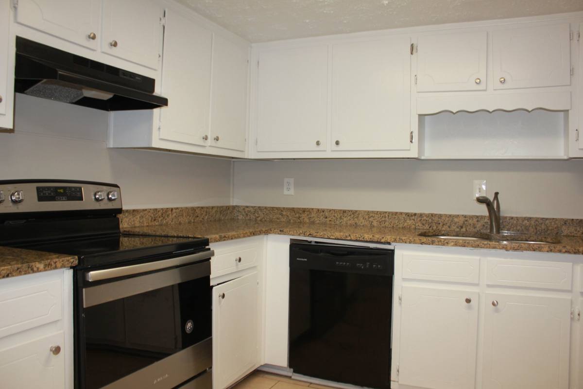 Apartment for rent at 4237 Dejohns Way #1, Buford, GA 30518