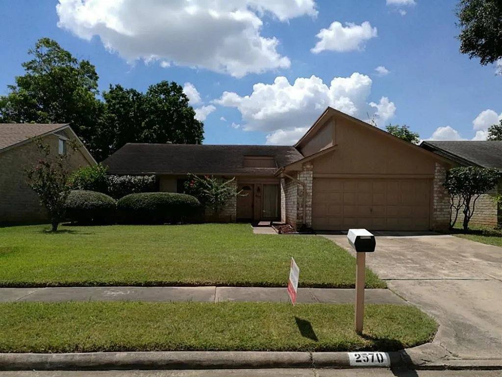 House for rent at 2570 Buffalo Trail, Sugar Land, TX 77479