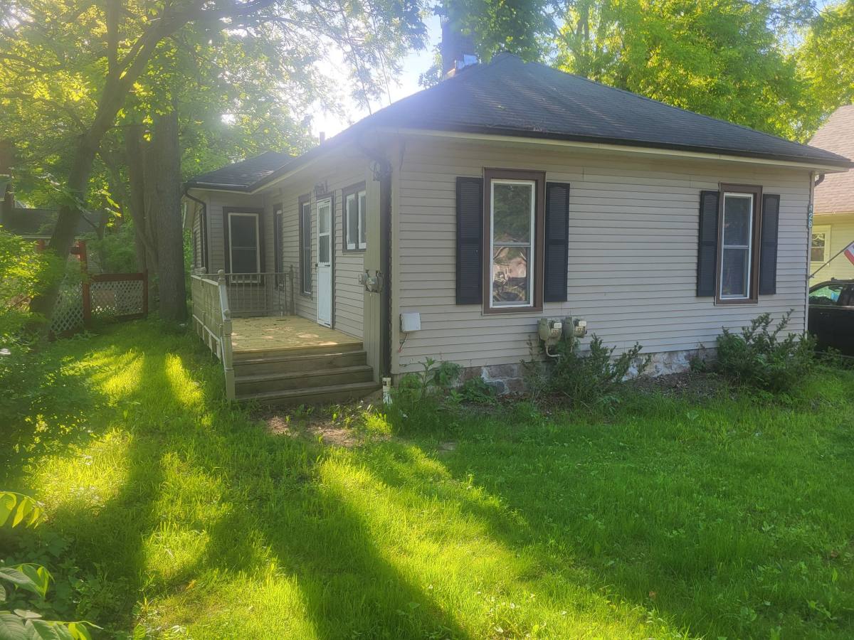 House for rent at 128 E St, Olivet, MI 49076