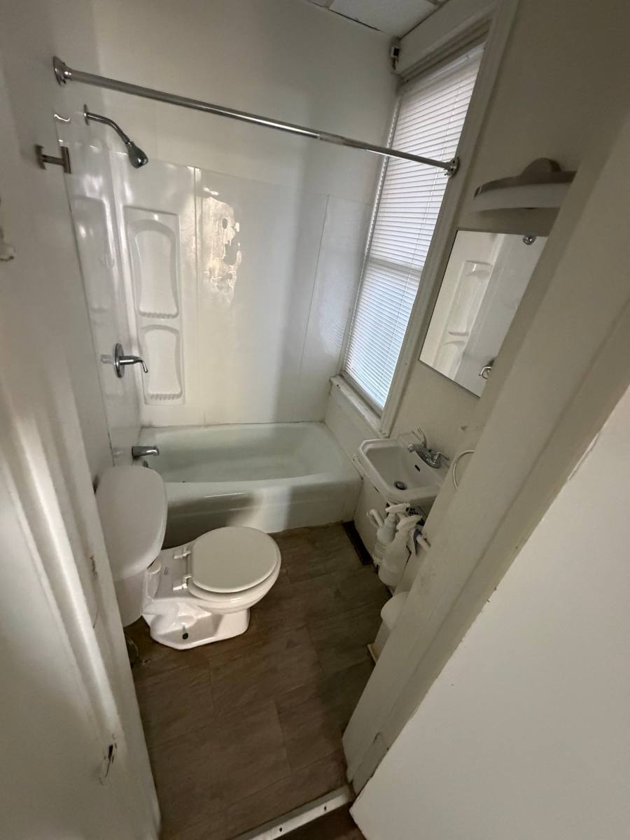 Apartment for rent at 829 W Princess St #1, York, PA 17401