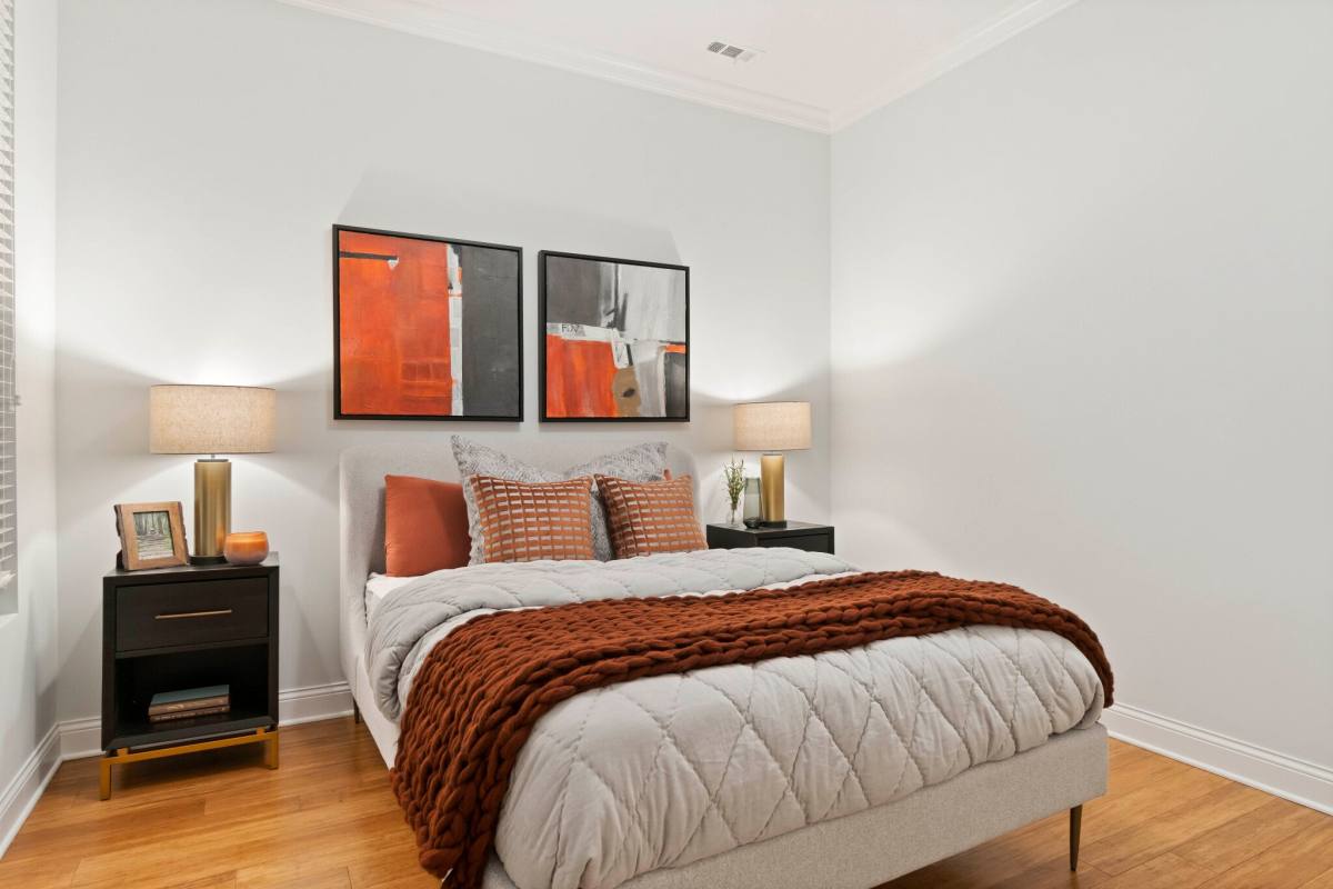 Apartment for rent at 1060 W Monroe St, Chicago, IL 60607