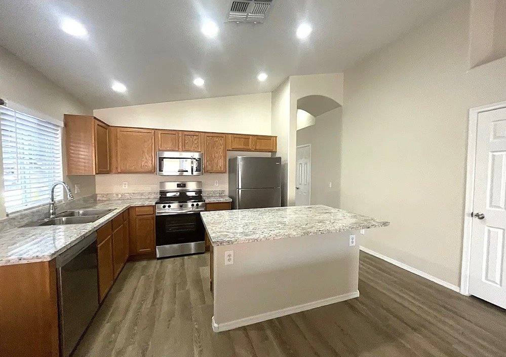 House for rent at 108 McCormick Dr, Sonora, CA 95370
