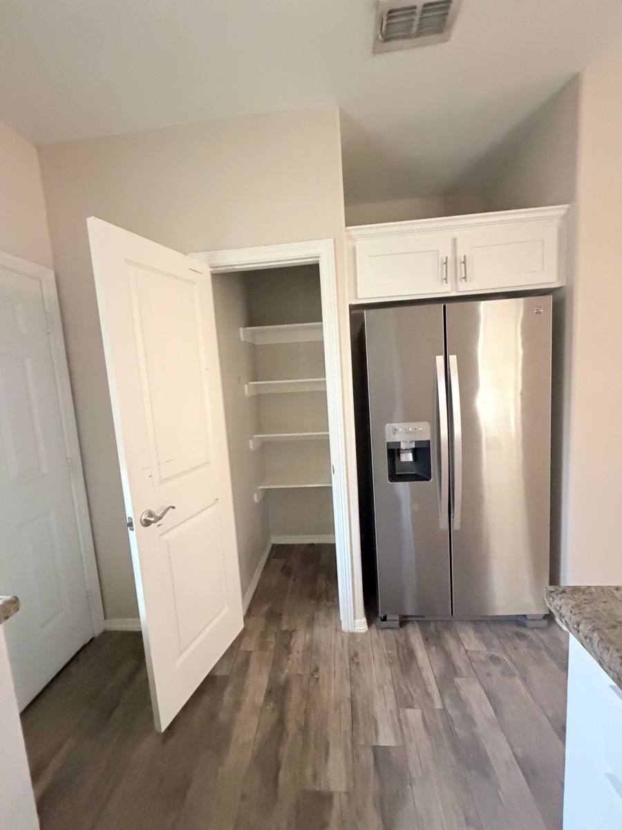 Apartment for rent at 1725 W Harrison St #4, Weslaco, TX 78599