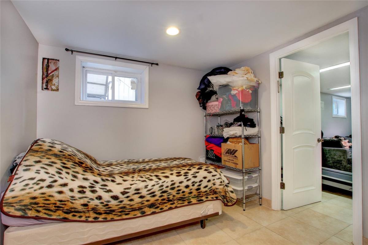 House for rent at 1318 Post Ave, Elmont, NY 11003
