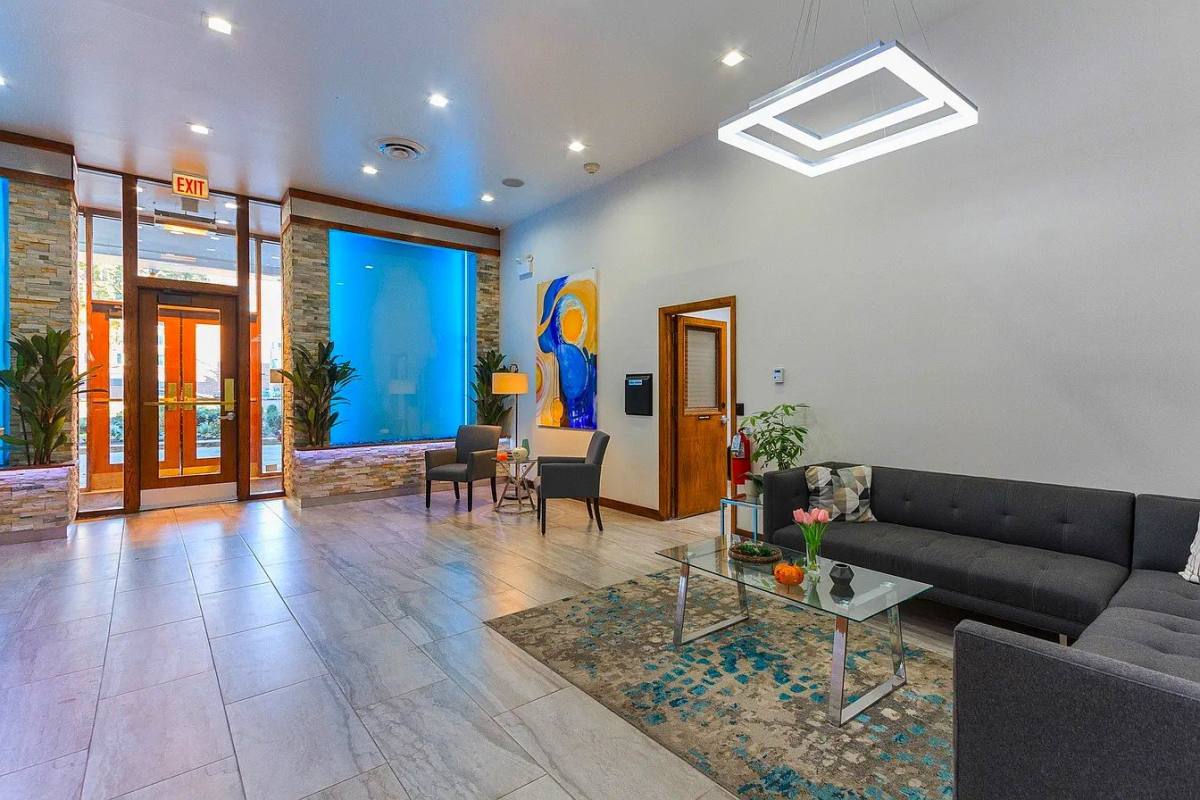Condo for rent at 6325N Sheridan Rd #1701, Chicago, IL 60660