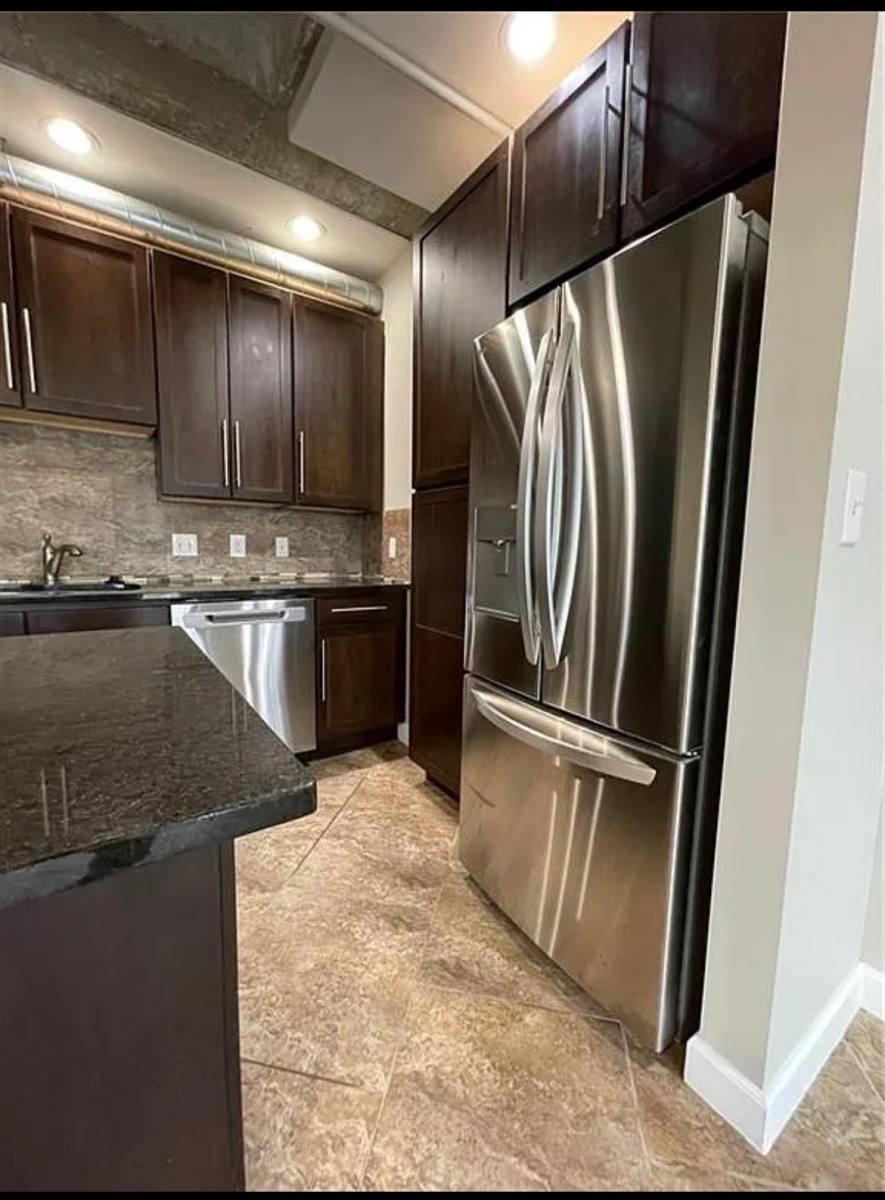 Apartment for rent at 2940 Baltimore Ave #1209, Kansas City, MO 64108