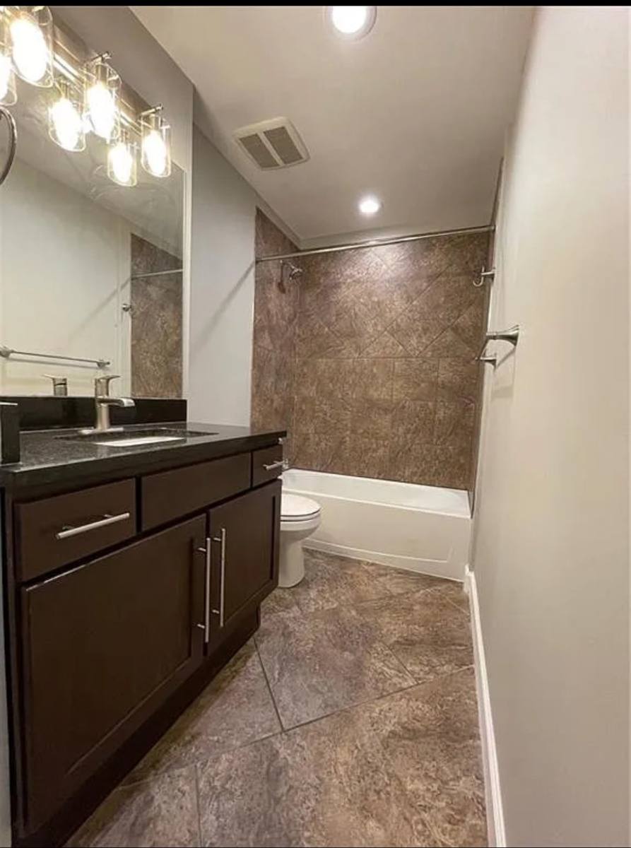 Apartment for rent at 2940 Baltimore Ave #1209, Kansas City, MO 64108