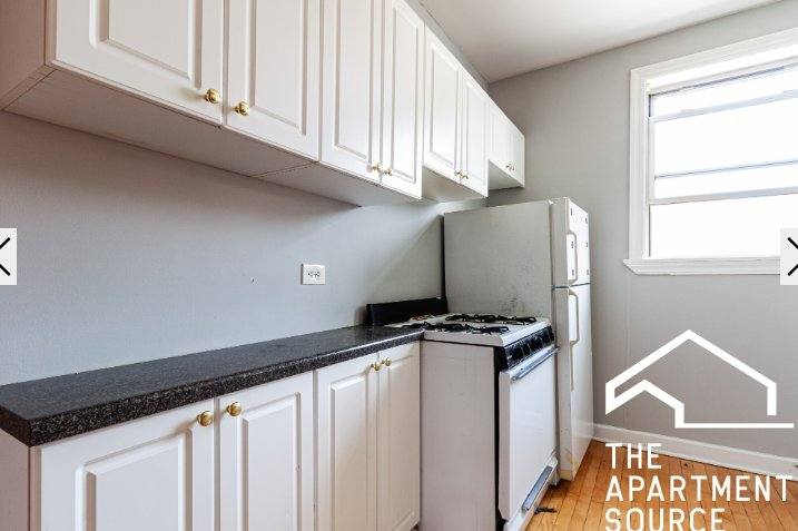 Apartment for rent at 552 W Aldine Ave #G, Chicago, IL 60657