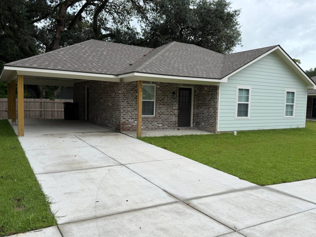 House for rent at 102 Fifth St, Youngsville, LA 70592