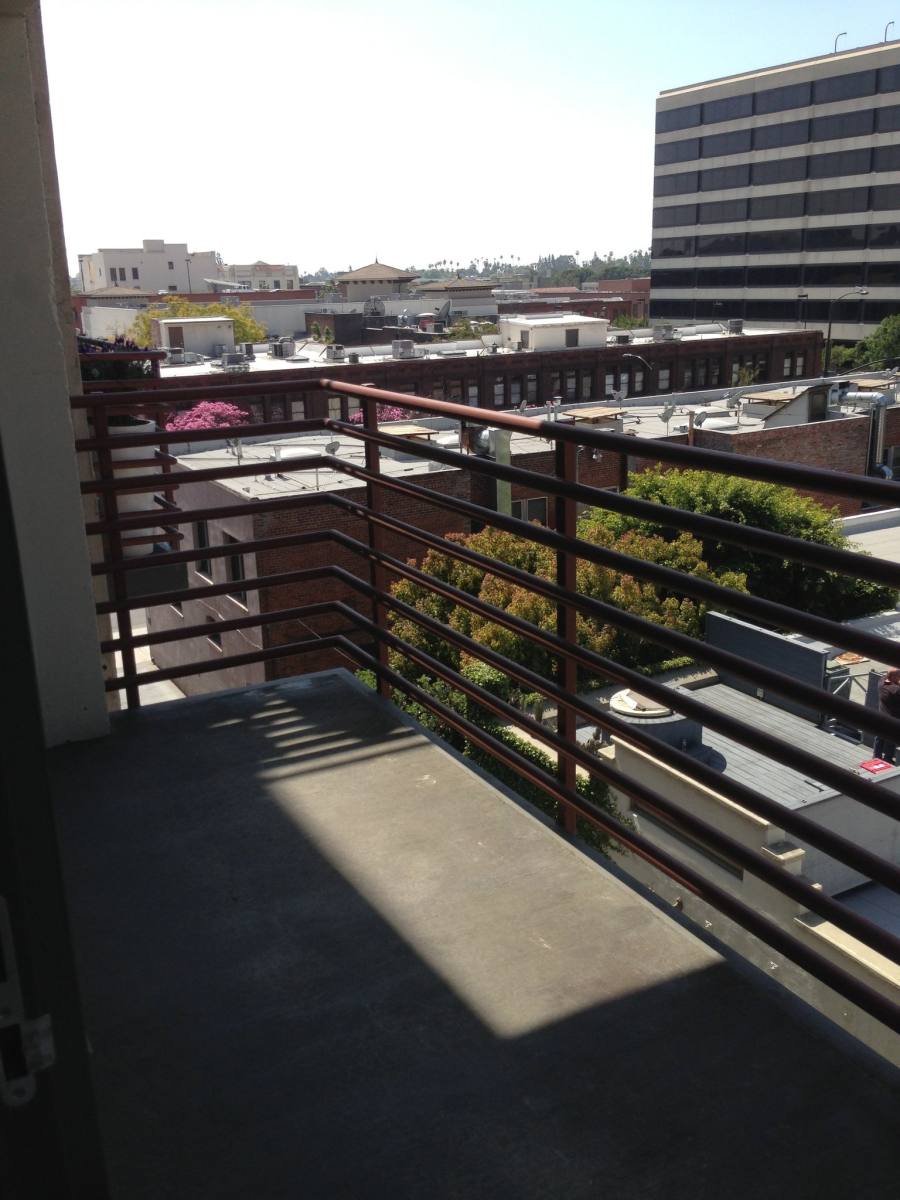 Condo for rent at 125 N Raymond Ave, Pasadena, CA 91103