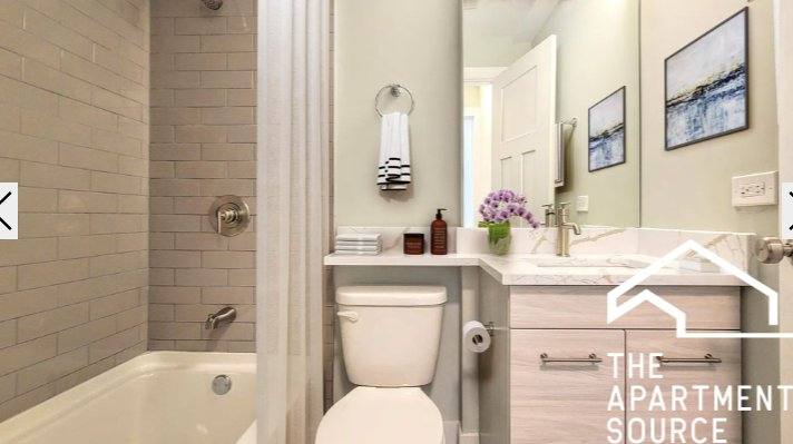Apartment for rent at 445 W Barry Ave #3, Chicago, IL 60614