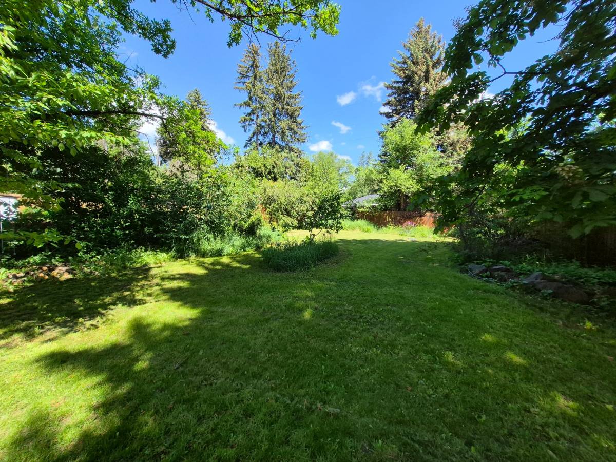 House for rent at 1122 E 6th St, Moscow, ID 83843