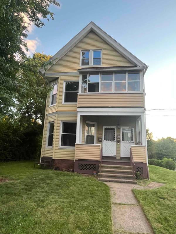 Apartment for rent at 177 Ridge Rd, Middletown, CT 06457