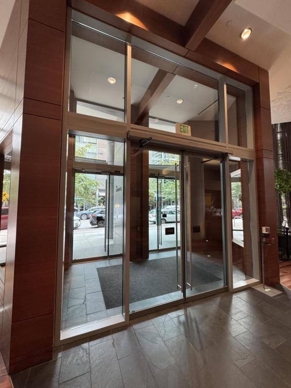 Condo for rent at 3601 S River Parkway #2516, Portland, OR 97239