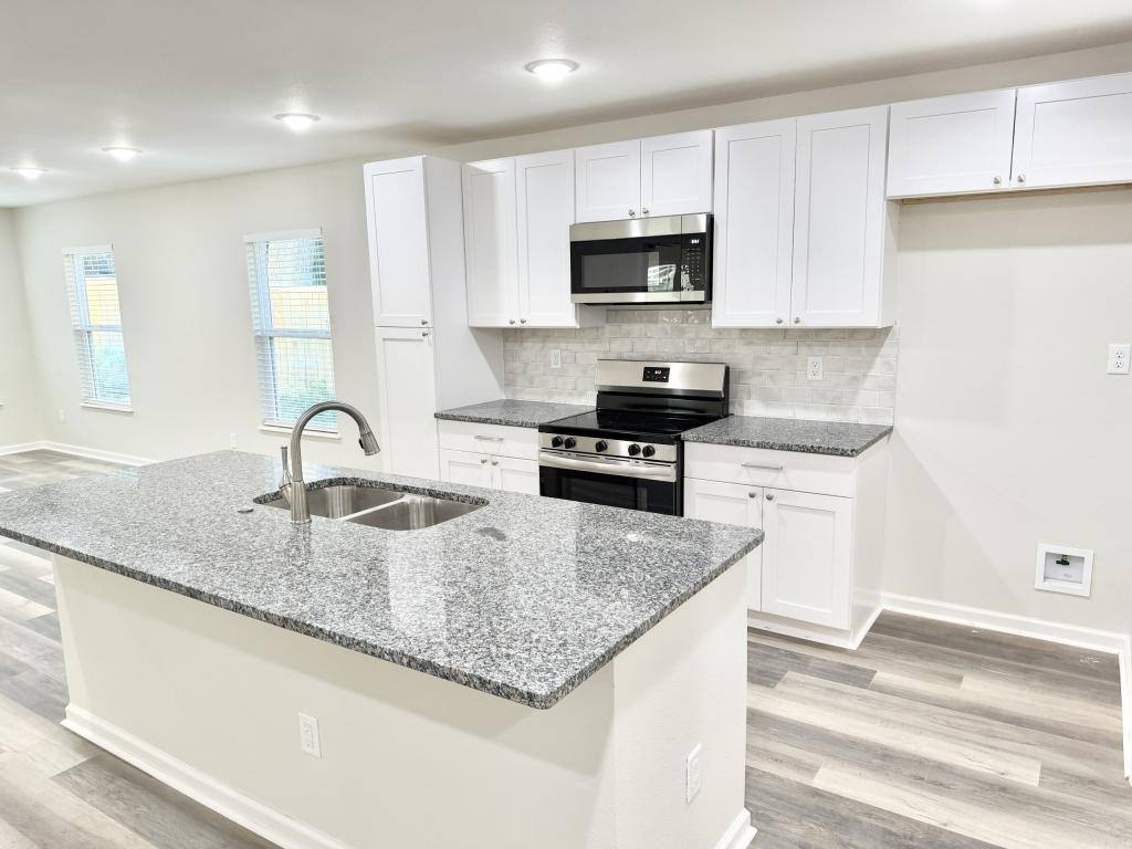 House for rent at 502 Jeanette Ave, Gladewater, TX 75647