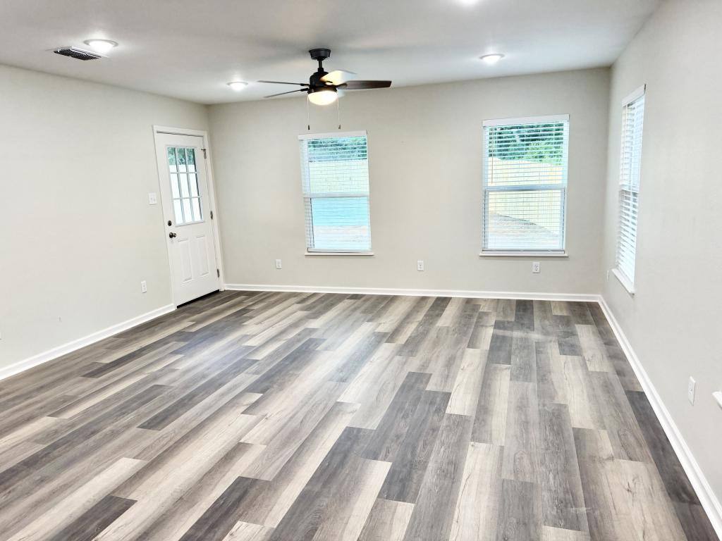 House for rent at 502 Jeanette Ave, Gladewater, TX 75647