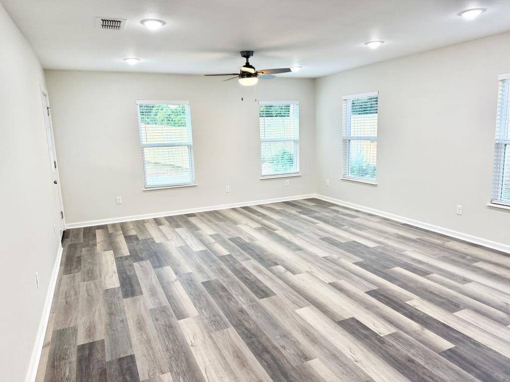 House for rent at 502 Jeanette Ave, Gladewater, TX 75647