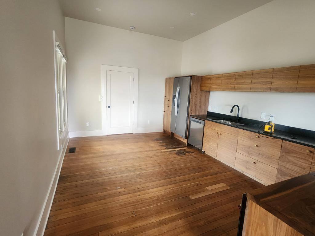 House for rent at 175 S 1st St, Saint Helens, OR 97051