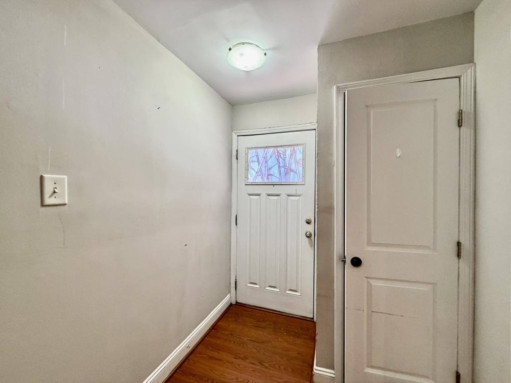 Townhouse for rent at 1207 Green Oaks Lane #J, Charlotte, NC 28205