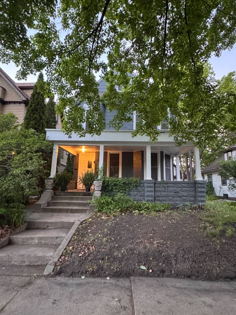 House for rent at 709 7th St SE, Minneapolis, MN 55414
