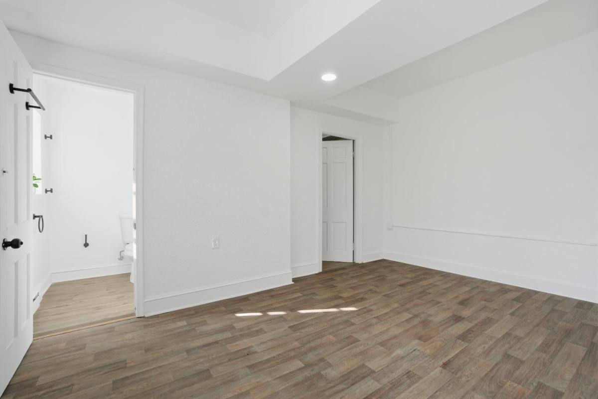 Apartment for rent at 159 W Washington St, Hagerstown, MD 21740