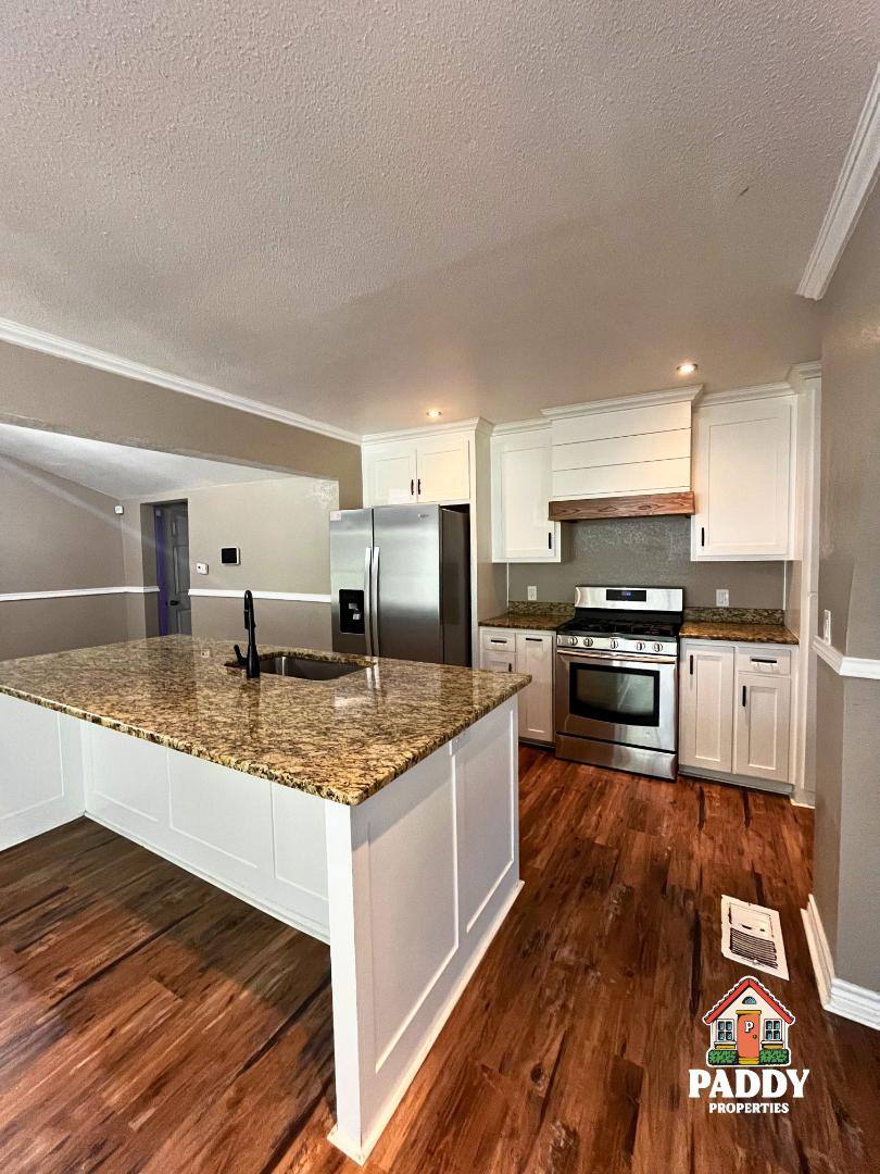 House for rent at 201 Redbud Lane, Mount Pleasant, TX 75455