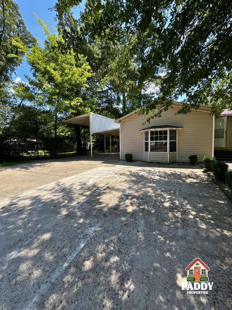 House for rent at 201 Redbud Lane, Mount Pleasant, TX 75455