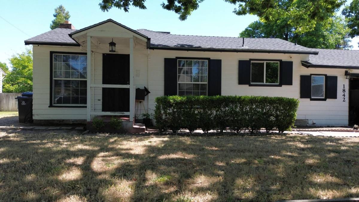 House for rent at 1842 Princeton Ave, Stockton, CA 95204