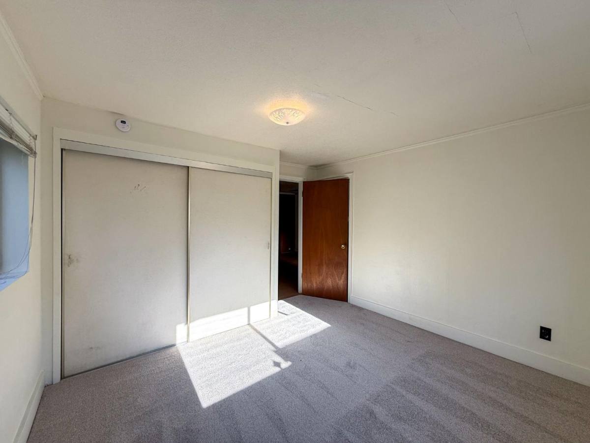 House for rent at 3006 N Willis Blvd, Portland, OR 97217