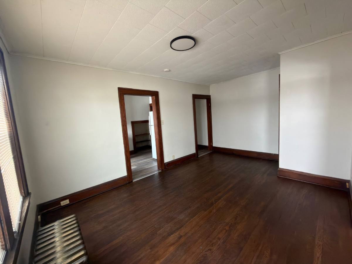 Apartment for rent at 1320 9th St NW #6, Canton, OH 44703